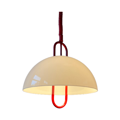 Witte Space Age Hanglamp Met Rood Frame En Plexiglas Kap Van Massive