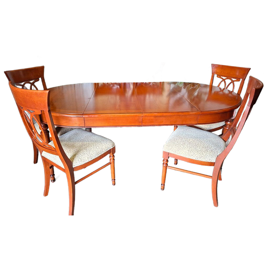 Klassieke Engelse Ronde / Ovale Uitschuifbare Eettafel Met 6st Eetkamerstoelen Kersenhout Afm. 120x120165/210 Cm En 79cm Hoog 1