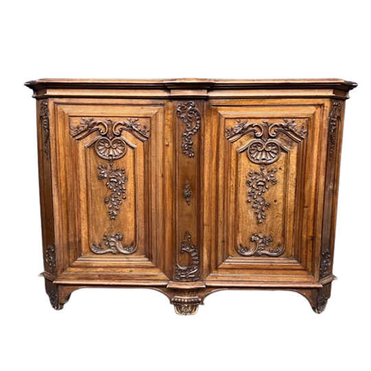 Notenhouten Ladekast In De Stijl Van Louis Xv. 1