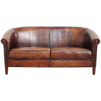 Schapenleren 2.5 Zits Clubbank Met Een Prachtige Warme Kleur En Een Mooi Patina