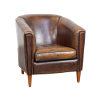 Donkere En Strakke, Luxe Schapenleren Clubfauteuil Met Prachtige Kleuren thumbnail 1