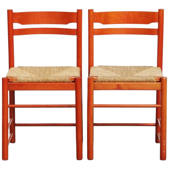 Leuke Set Van 2 Rode Vintage Houten Stoelen Uit De Jaren ’70 Met Een Gevlochten Rieten Zitting 1