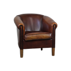 Leuke Vintage Schapenleren Clubfauteuil Met Zwarte Biezen Luxe Engelse Uitstraling thumbnail 1