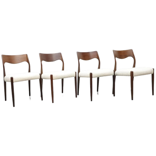 Vintage Eetkamerstoelen | Fristho | Nieuwe Boucle 1