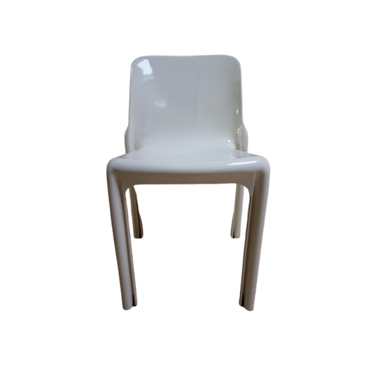 4 Witte Selene Stoelen Vico Magistretti Voor Artemide 1