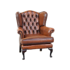 Zeer Mooie, Statige, Rundleren Chesterfield Oorfauteuil Met Elegante Pootjes In Een Fijne Kleur thumbnail 1