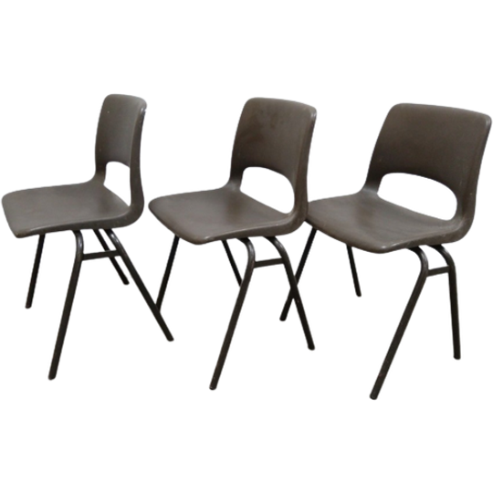 Marko - Jac Vogels. 3 X Kids School Chairs 1