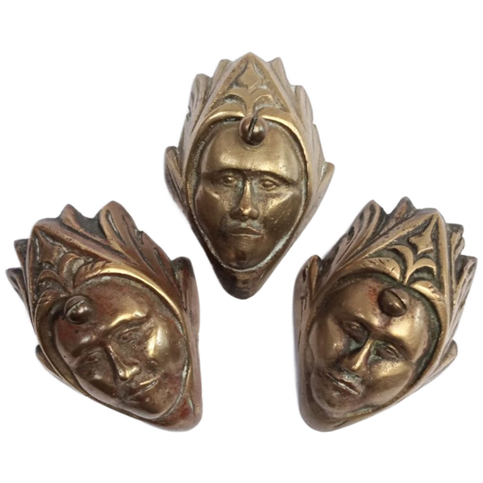 Drie Antieke Bronzen Of Messing Kopjes Elven Meubel Decoratie 1