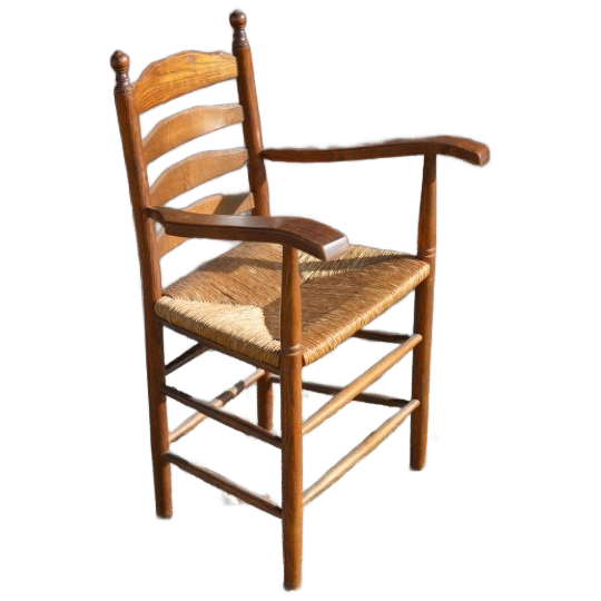 Vintage Houten Knopstoel Met Armleuningen En Biezen Zitting 1