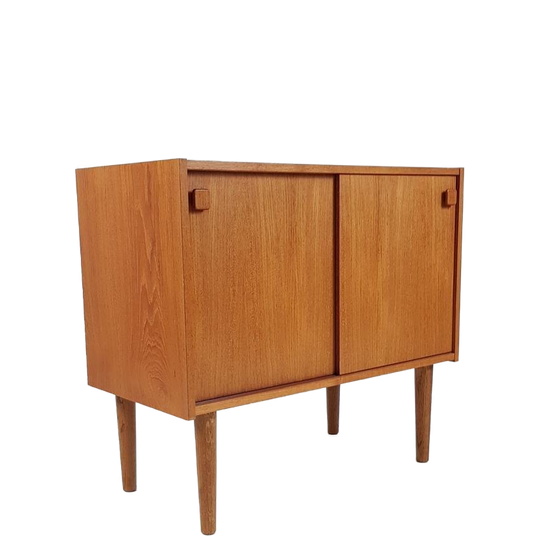 Vintage Deens Kastje Eiken Fineer Schuifdeurtjes 1