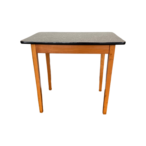 Houten Bijzettafel Met Formica Blad. Vintage Koffie Tafel / Side Table