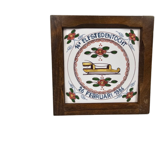 Aardewerk En Tegelfabriek Makkum - '14e Elfstedentocht - Wandtegel In Eiken Lijst - Gesigneerd - 1986 1
