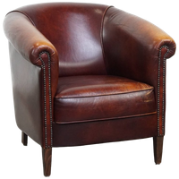 Charmante Rundleren Clubfauteuil In Engelse Stijl Met Een Vast Zitkussen En Een Prachtig Patina