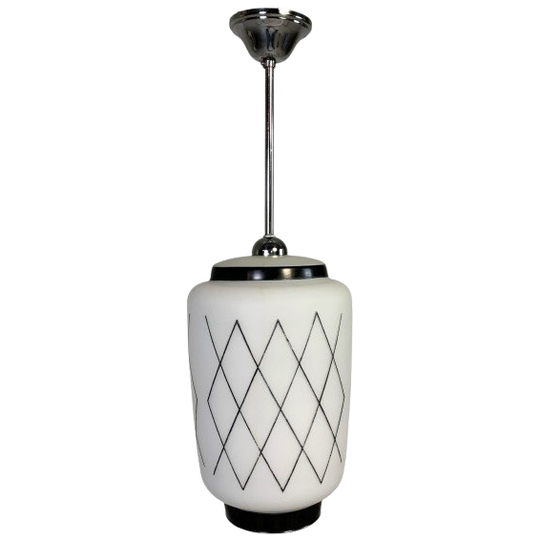 Vintage Hanglamp Met Opaline Kap Met Zwarte Decoratie, Jaren 50 1