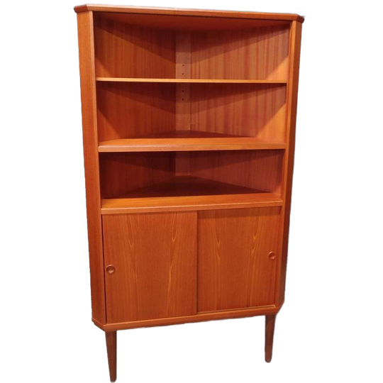 Hoekkast, Deens Design 1