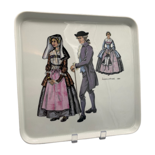 Vintage Villeroy & Boch Taartschaal Klederdracht 1