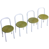 Speelse Set Van Postmoderne Eetkamerstoelen In Wit En Olijfgroen Metaal, Italië 1980S