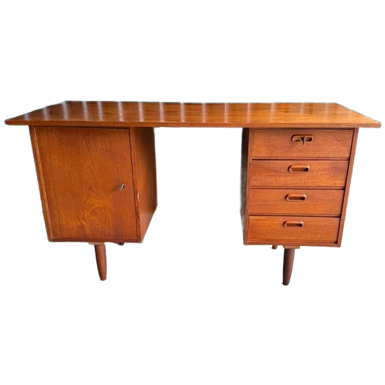 Vintage Retro Deens Design Bureau 1