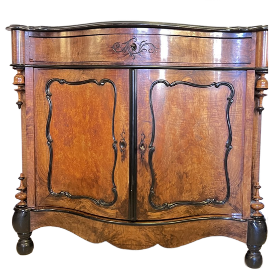 Antieke Mahonie Kast Met Twee Deuren En Lade, Zwarte Details Zgn. Willem 3 Stijl, 113 Cm Breed 1