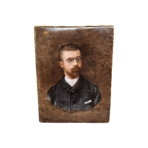 Frans Portret Op Porselein E. Labougrie 1888