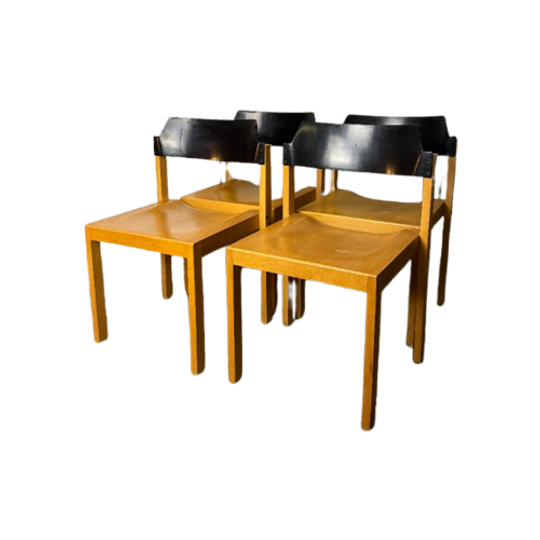4X Beuken Stapelbare Stoelen 1