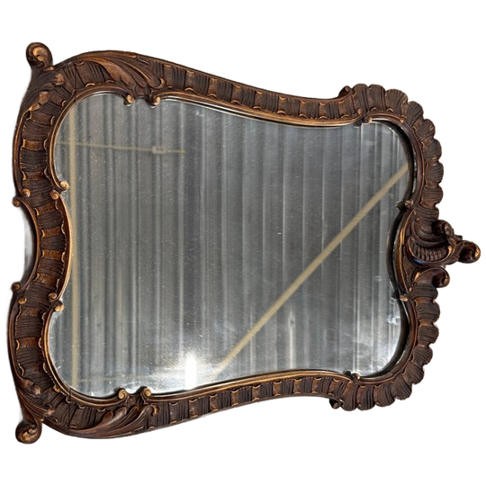 Spiegel Houtsnijwerk 1