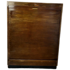 Vintage Houten Vakkenkast / Archiefkast Met Rolluik thumbnail 1