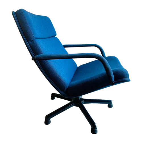 Artifort Design Fauteuil F141 In Kleur Blauw