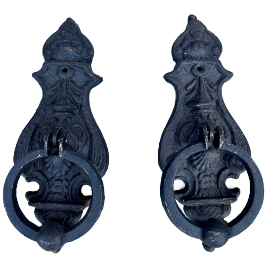 Set Van 2 Antieken Gietijzeren Deurkloppers 1