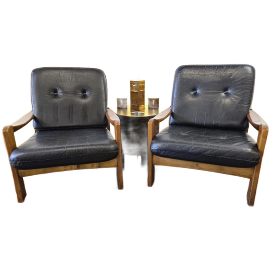 Set Van 2 Vintage Zwart Leren Fauteuils / Eenzitten 1
