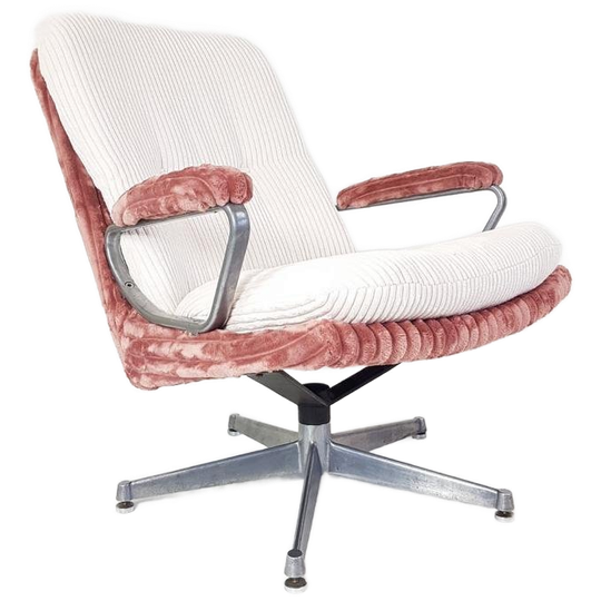 Vintage Strassle Chair Roze Crème Ribstof Lounge 1