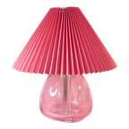 Mooie Massief Glazen Vintage Lamp Met Nieuwe Roze Plissé Kap thumbnail 1