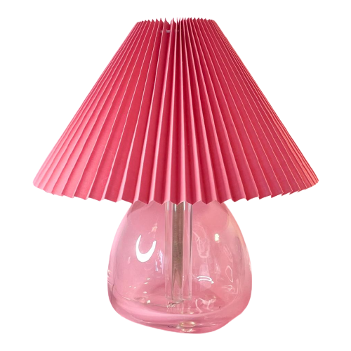 Mooie Massief Glazen Vintage Lamp Met Nieuwe Roze Plissé Kap