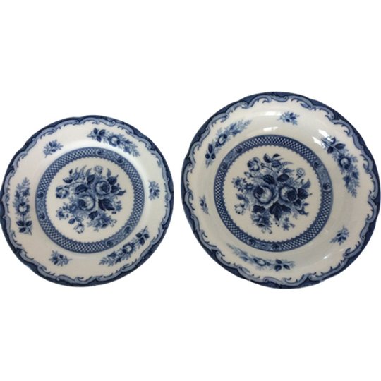 Twee Vintage Diepe Japanse Borden Van Blue Rose Fijne China 1