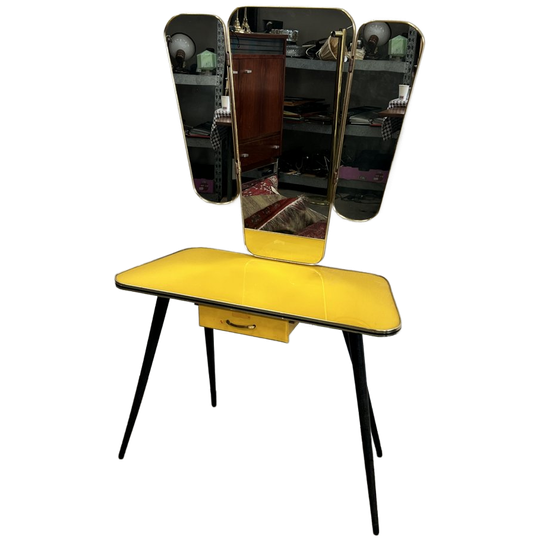 Vintage Kaptafel, Geel Blad, Uitklapbare Spiegel, Nederland 1950's 1