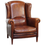 Grote Karaktervolle En Tijdloze Schapenleren Oorfauteuil Met Een Luxe Afwerking thumbnail 1