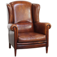 Grote Karaktervolle En Tijdloze Schapenleren Oorfauteuil Met Een Luxe Afwerking