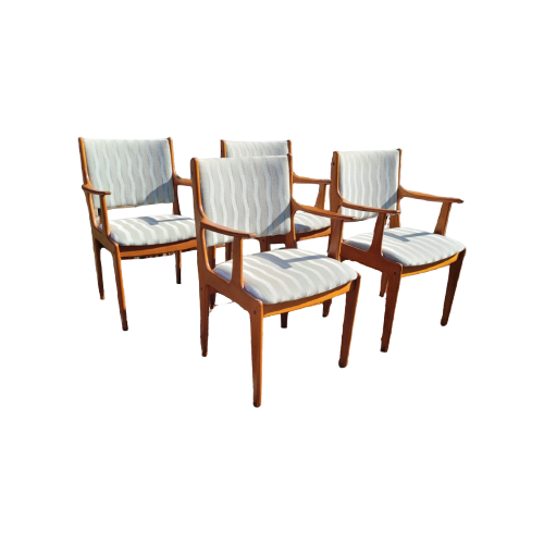 Set Van 4 Imha Armchairs