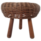Mid Century Hout En Rieten Krukje Toegekend Aan Tony Paul. thumbnail 1