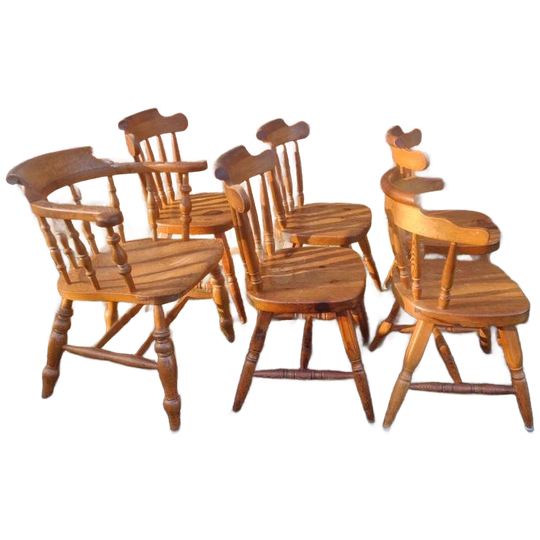 Zes Rustieke Grenen Eetkamer Stoelen. 1