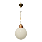 Opaline Glazen Bollamp Met Koperen Armatuur thumbnail 1