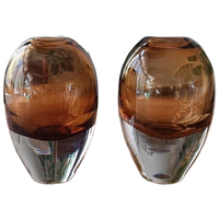 Set Van 2 Mondgeblazen Glas Vazen, Cognac