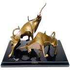 Bronzen Beeld “Fighting Bulls” Op Marmeren, John Mulvey 1978 thumbnail 1
