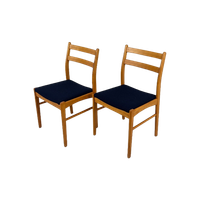 Set Van Twee Houten Eetkamerstoelen Zweeds