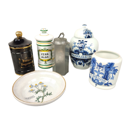 Set Divers Apothekers Porselein 1