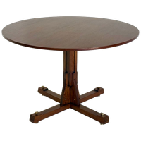 Houten Ronde Eettafel Van Isa Bergamo Met Uniek Onderstel