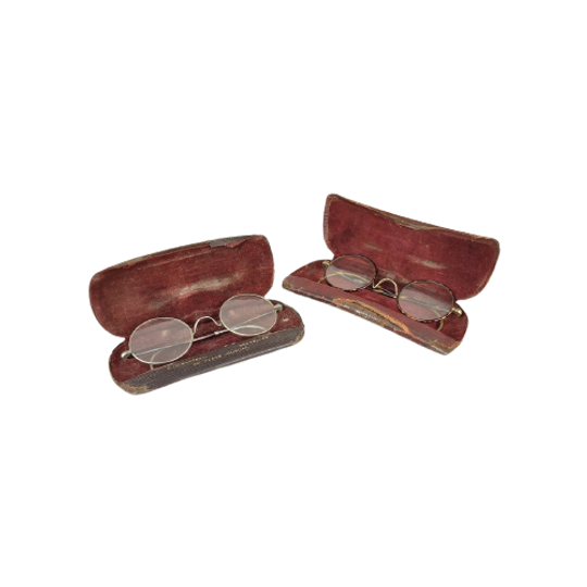 2 Antieke Brilletjes 1