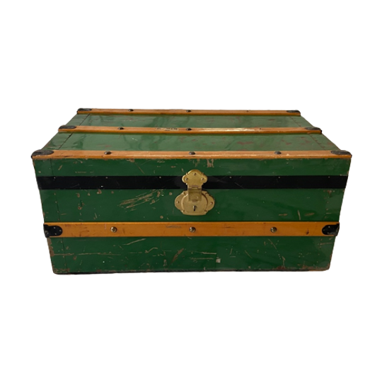 Een Hutkoffer/ Reiskist Oftewel "steamer Trunk", 1e Kwart 20e Eeuw 1