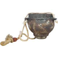 Paarse Aardewerk Hangpot Met Touw