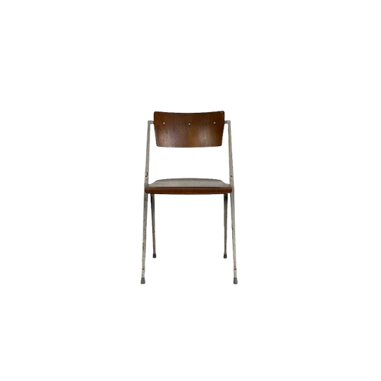 Pyramide Stoelen Van Wim Rietveld Voor Ahrend De Cirkel. 1